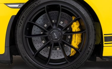 Porsche 911 (991.2) GT3 8