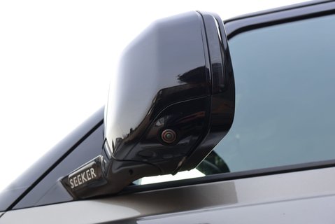 Land Rover Defender 90 X-DYNAMIC SE MHEV styled By seeker Huge spec Price match offer  14