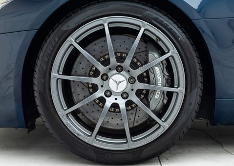 Mercedes-Benz SLS AMG 