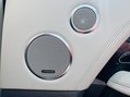 Land Rover Range Rover 3.0 SD V6 Vogue SUV 5dr Diesel Auto 4WD Euro 6 (s/s) (275 ps) 21