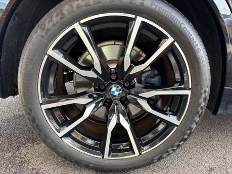BMW X7 XDRIVE40D M SPORT MHEV 27