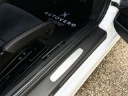 Porsche Cayman GT4 69