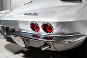 Chevrolet Corvette Stingray SPLIT WINDOW MANUAL FUELIE. FULL RESTO. MATCHING NUMBERS. IMMACULATE. 41