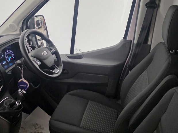 Ford Transit TRANSIT 350 L3 DIESEL FWD 2.0 Eco Blue 170ps H2 Limited Van 14
