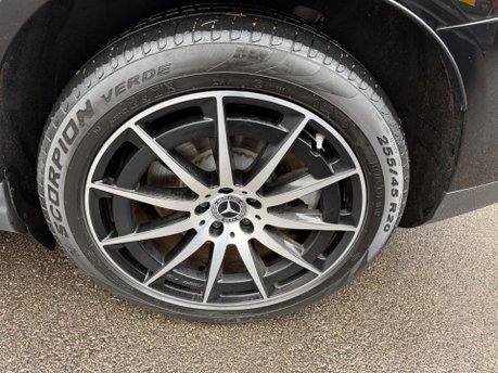 Mercedes-Benz EQC QC 400 80kWh AMG Line SUV 5dr Electric Auto 4MATIC (400 bhp) 15