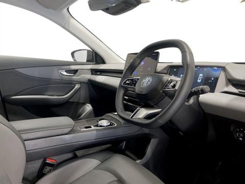 MG MGS5 64kWh Trophy Long Range SUV 5dr Electric Auto (231 ps) 1 Owner - Sensors - 11