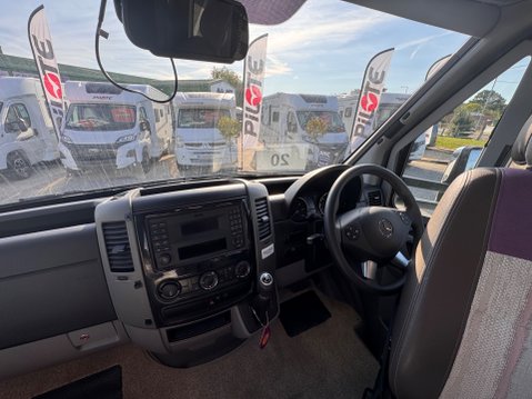 Autosleeper Bourton 43