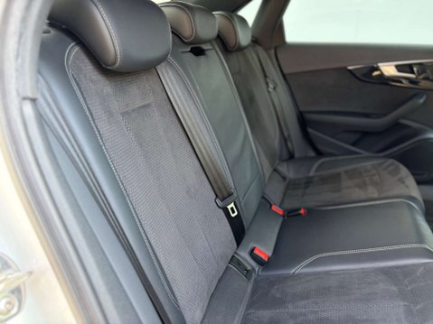 Audi A4 2.0 A4 Black Edition 35 TDI Semi-Auto 4dr 31