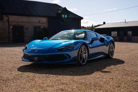Ferrari 296 GTB 3.0T V6 7.45kWh F1 DCT Euro 6 (s/s) 2dr