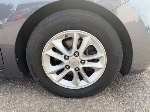 Hyundai i30 1.6 i30 SE Nav Blue Drive CRDi 5dr 38