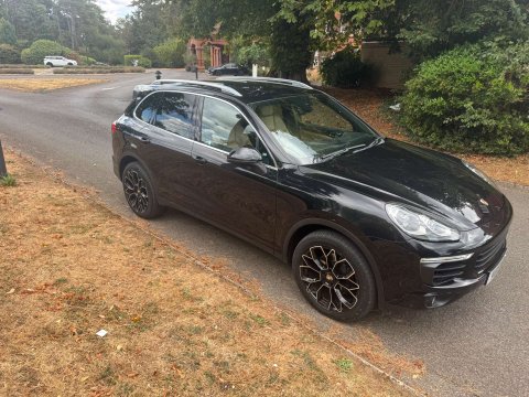 Porsche Cayenne 3.0 Cayenne V6 D Tiptronic S 4WD 5dr 3