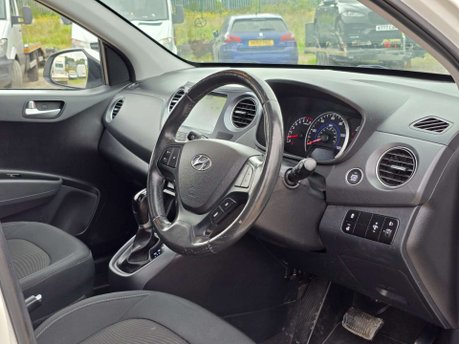 Hyundai i10 1.2 Premium SE Hatchback 5dr Petrol Auto Euro 6 (87 ps) 36