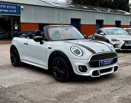 Mini Convertible 1.5 Cooper Sport Auto 2dr 4
