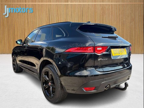 Jaguar F-Pace 2.0 D240 R-Sport SUV 5dr Diesel Auto AWD Euro 6 (s/s) (240 ps) 8