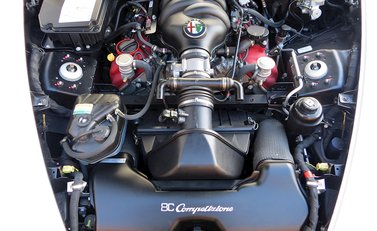 Alfa Romeo 8C Competizione 6