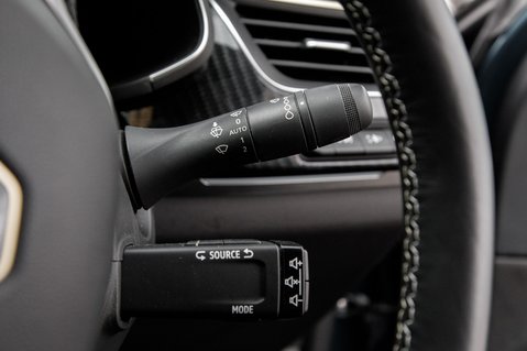 Renault Arkana E-TECH ENGINEERED 18