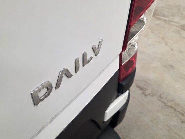 Iveco Daily Daily 35C14 Diesel 2.3 High Roof Business Van 4100L WB Hi-Matic 15