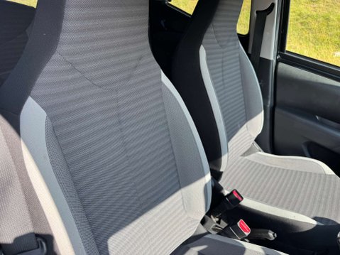 Toyota Aygo 1.0 Aygo X-Plore VVT-i 5dr 8