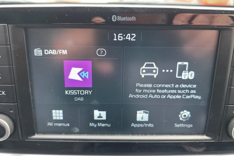 Kia Picanto 1.0 ZEST 5 Door LOOK! 31000 MILES! APPLE CARPLAY! 21