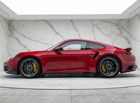 Porsche 911 Turbo S (992) Lightweight 5
