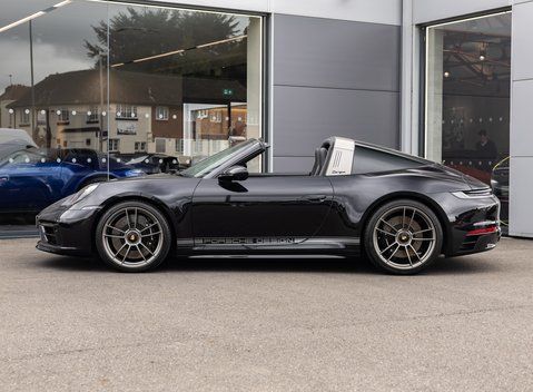 Porsche 911 Targa (992) 50 Years Porsche Design Edition 3