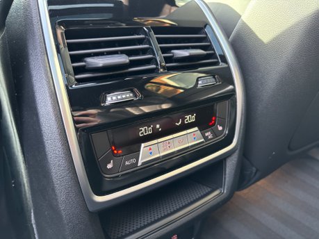 BMW X7 XDRIVE40D M SPORT MHEV 15