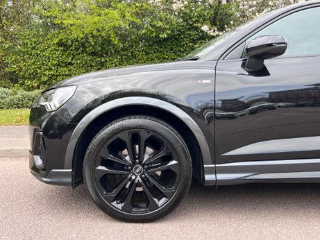 Audi Q3 1.5 TFSI CoD 35 Black Edition Sportback S Tronic Euro 6 (s/s) 5dr 7