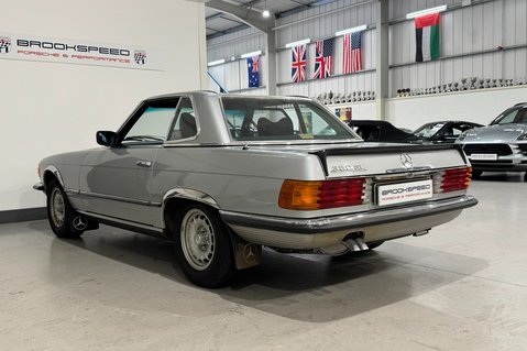 Mercedes-Benz SL Series 350 3