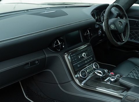 Mercedes-Benz SLS AMG GT FINAL EDITION 19