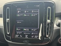 Volvo XC40 1.5h T4 Recharge 10.7kWh Plus SUV 5dr Petrol Plug-in Hybrid Auto Euro 6 (s/ 21