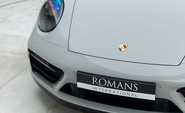 Porsche 911 (992) Targa 4 GTS 24