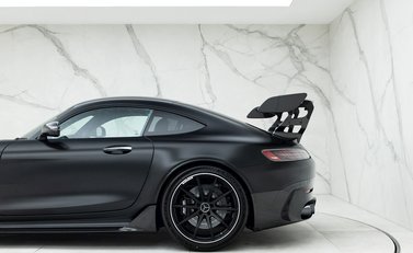 Mercedes-Benz Amg GT GT Black Series 31