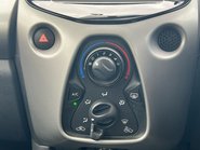 Toyota Aygo VVT-I X-PLAY X-SHIFT 26