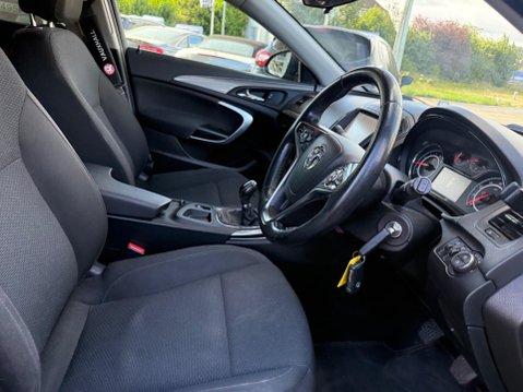 Vauxhall Insignia 1.6 CDTi ecoFLEX Design Nav Euro 6 (s/s) 5dr 10