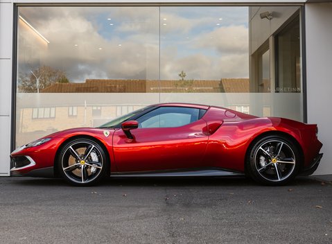 Ferrari 296 GTB Assetto Fiorano 3