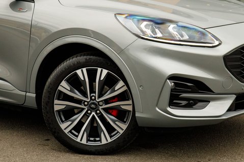 Ford Kuga ST-LINE X 10