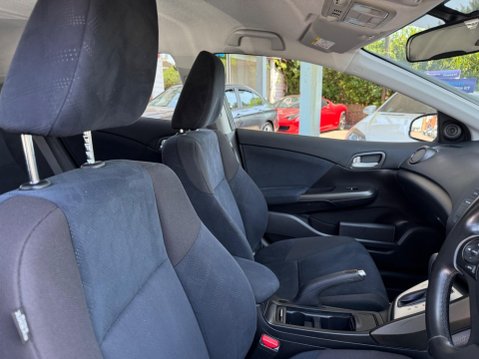 Honda Civic 1.8 i-VTEC ES Auto Euro 5 5dr 18