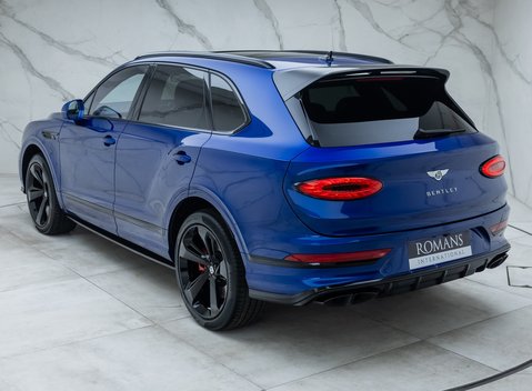 Bentley Bentayga V8 11