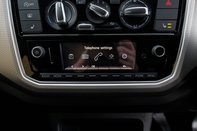 Volkswagen Up HIGH UP TSI 25