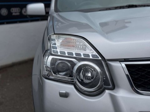 Nissan X-Trail 2.0 dCi Tekna Auto 4WD Euro 5 5dr (AVM) 17