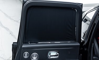 Rolls-Royce Cullinan BLACK BADGE 39