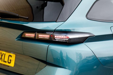 Peugeot 308 PURETECH S/S SW ALLURE 9