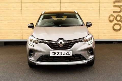 Renault Captur TECHNO E-TECH 5