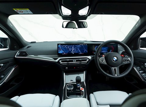 BMW M3 Competition xDrive Touring 16