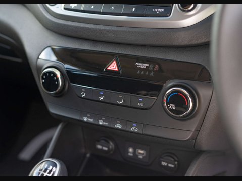 Hyundai TUCSON 1.6 Tucson S Blue Drive 2WD GDi 5dr 17
