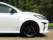 Toyota Yaris GR-Y CIRCUIT 13