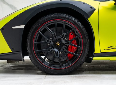 Lamborghini Huracan Sterrato 26