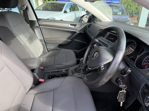 Volkswagen Golf 1.4 TSI BlueMotion Tech SE DSG Euro 5 (s/s) 5dr 20
