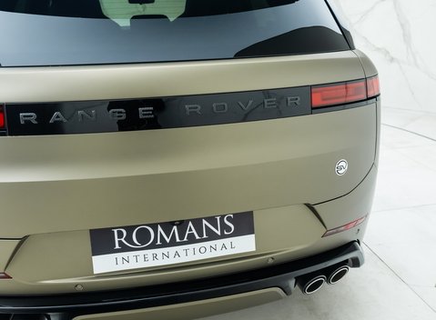 Land Rover Range Rover Sport P635 SV EDITION ONE 38