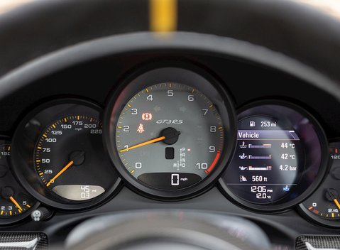 Porsche 911 (991.2) GT3 RS Weissach 17